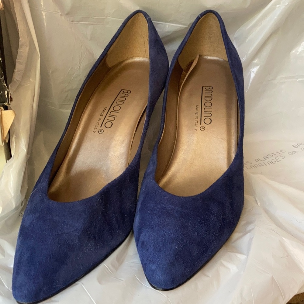 Bandolino blue suede heels size 10m